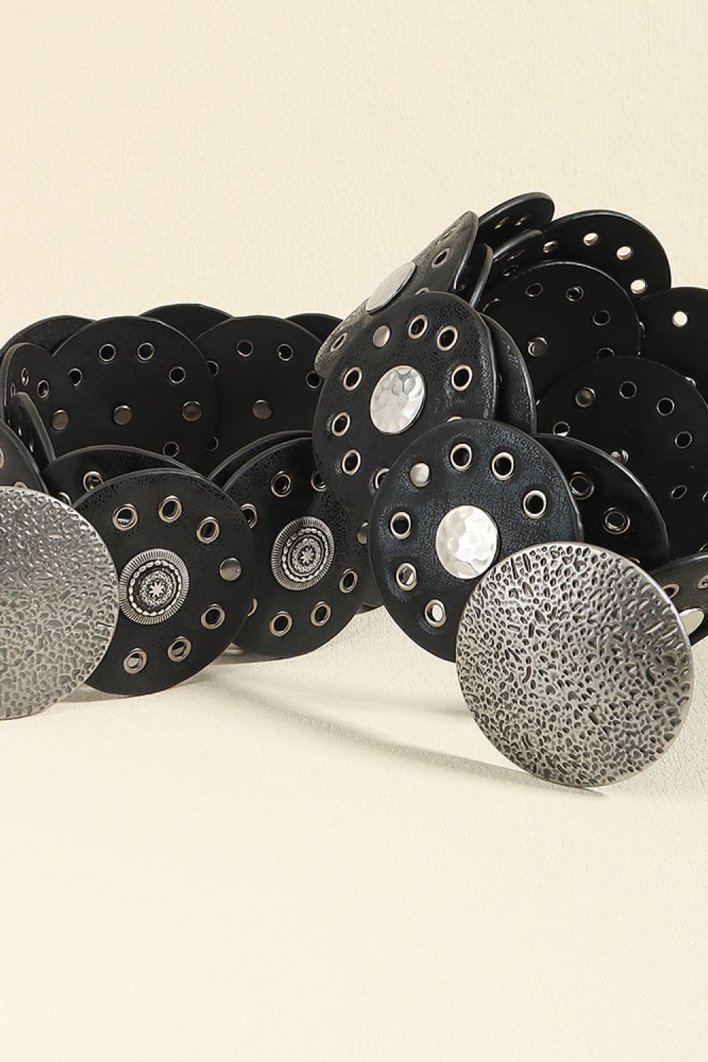 Antique White Round Shape PU Leather Belt