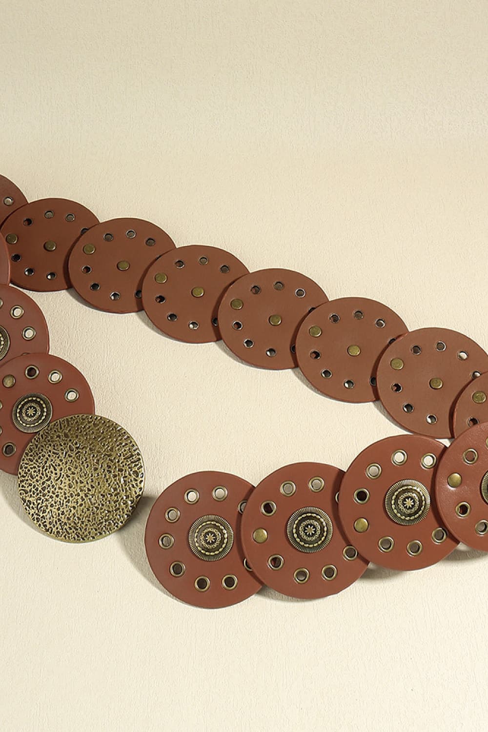 Bisque Round Shape PU Leather Belt