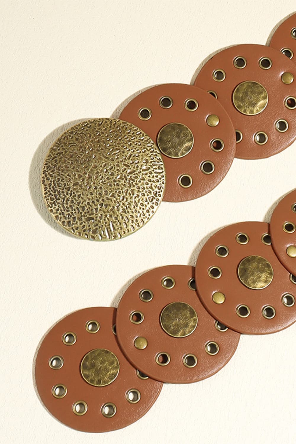 Sienna Round Shape PU Leather Belt