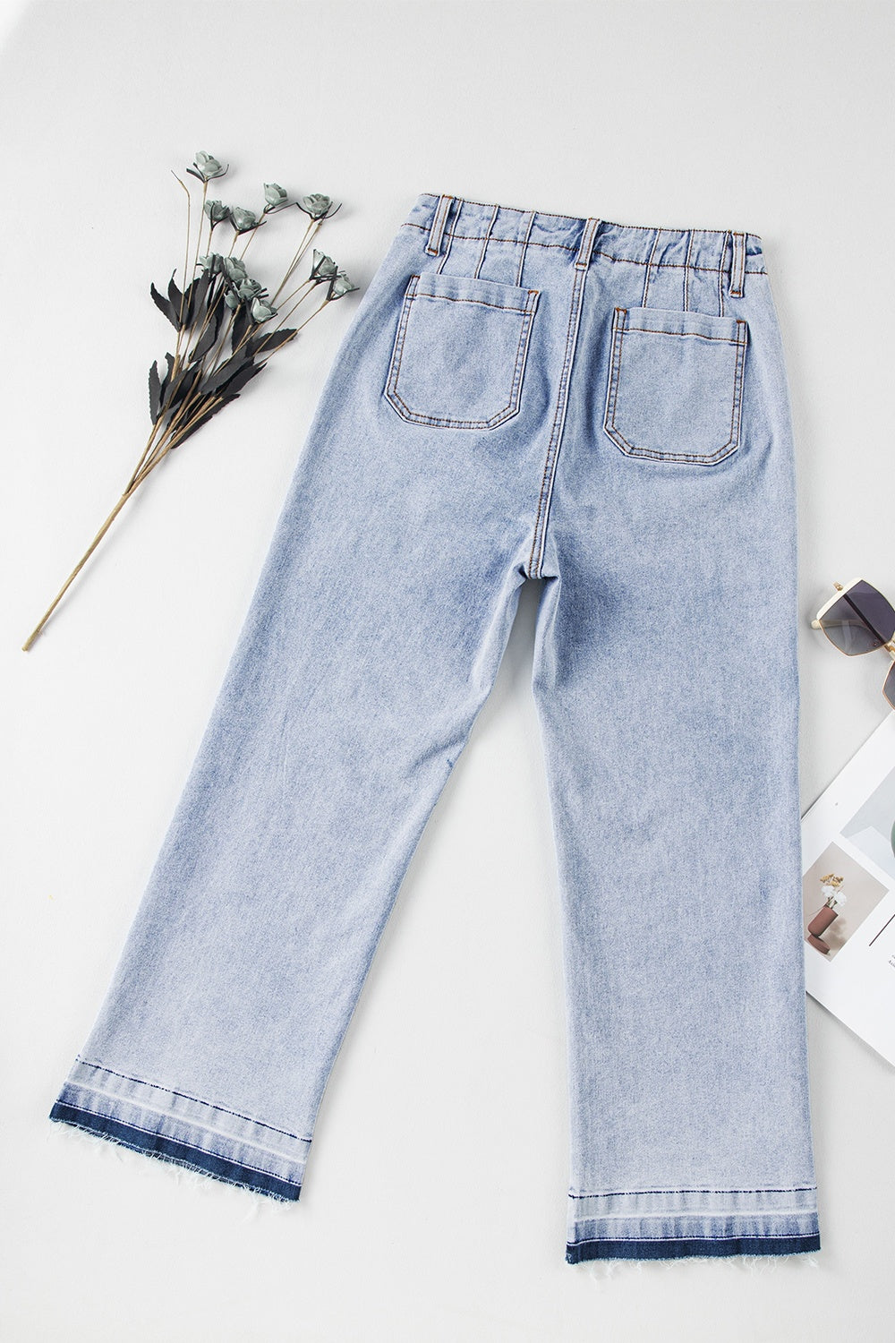 Light Gray Raw Hem Straight Jeans with Pockets Denim