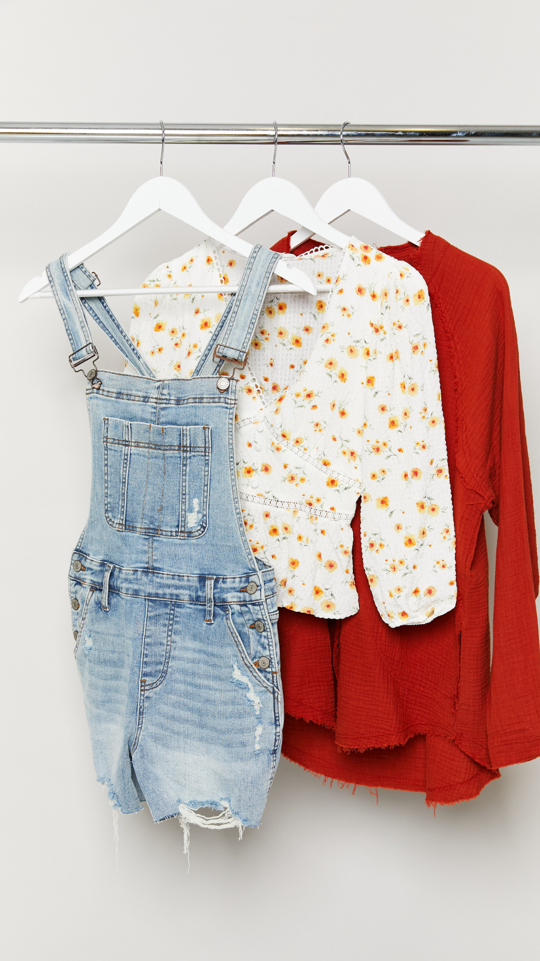 Light Gray Ivy Reina Subscription Box Subscription Boxes