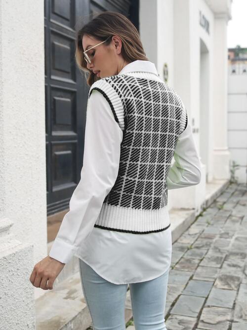 Light Gray Plaid V-Neck Sweater Vest Winter Accessories