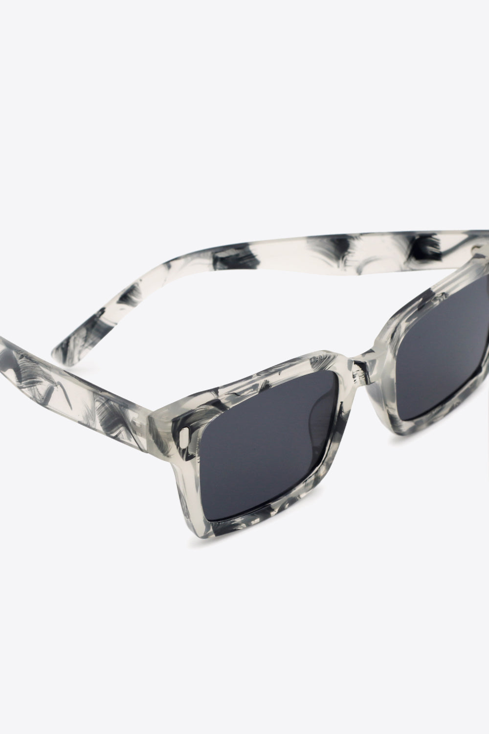 White Smoke UV400 Polycarbonate Square Sunglasses Sunglasses