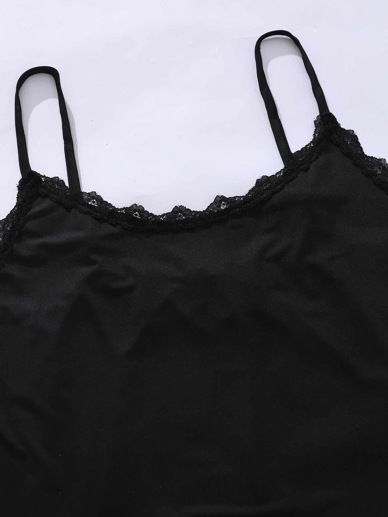 Black Plus Size Lace Trim Scoop Neck Cami and Printed Shorts Pajama Set Plus Size Clothes