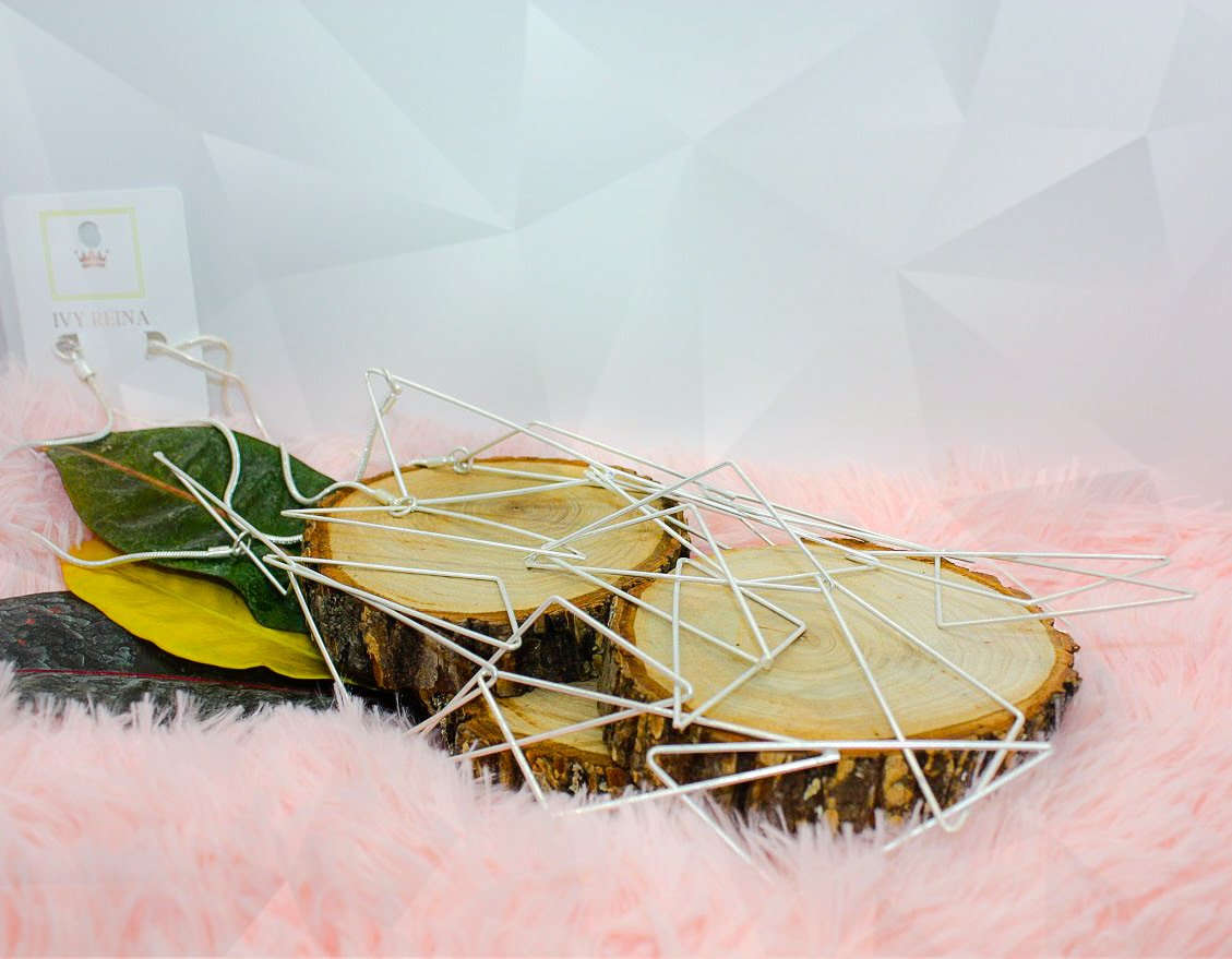 Long triangle chained necklace - Ivy Reina