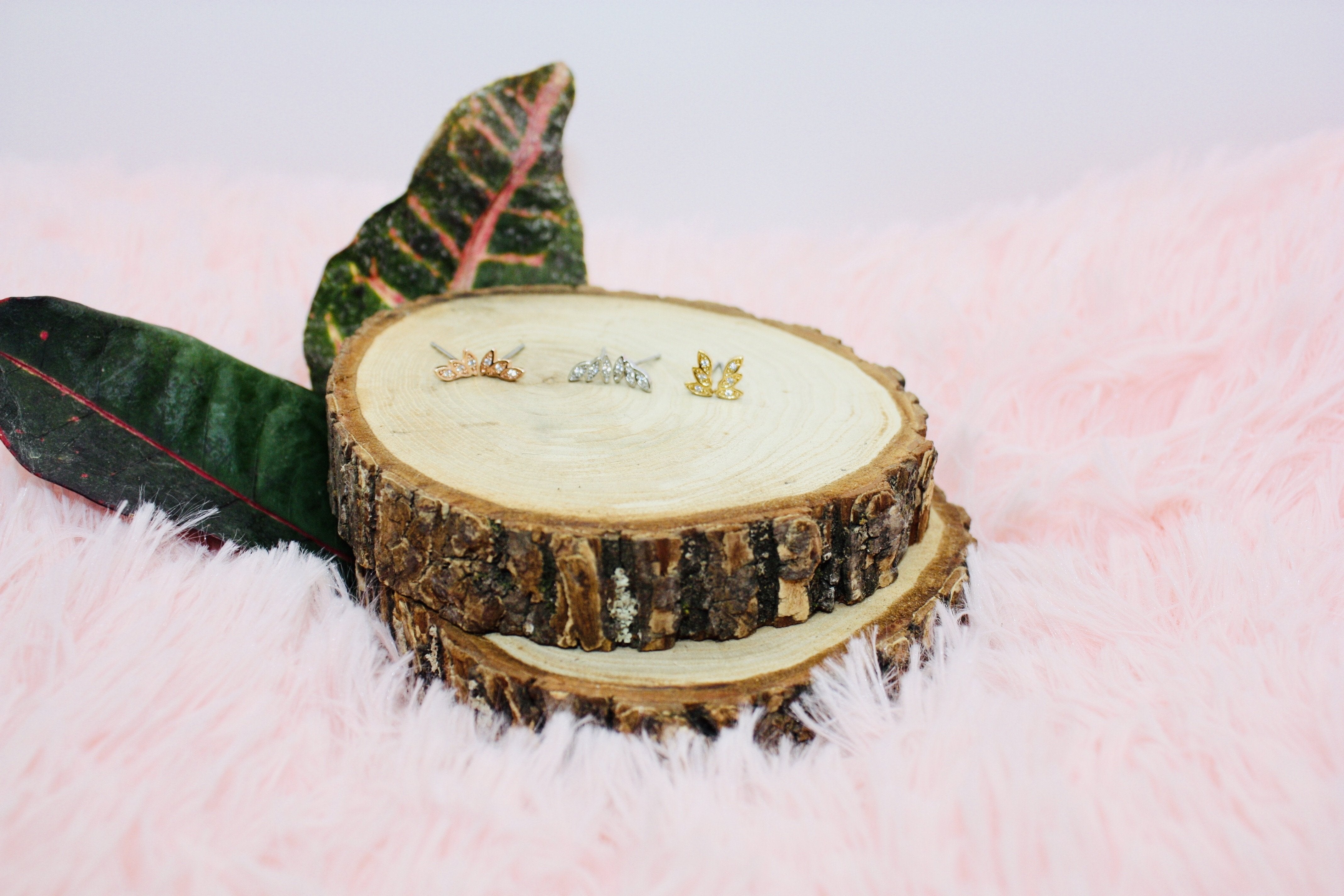 Leaf Stud Earrings - Ivy Reina