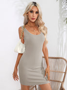 Light Gray Scoop Neck Sleeveless Bodycon Dress Trends