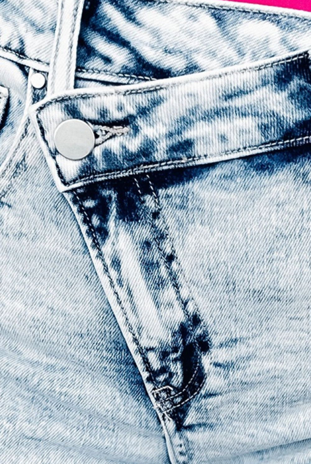 Light Gray Raw Hem Buttoned Denim Shorts with Pockets Denim