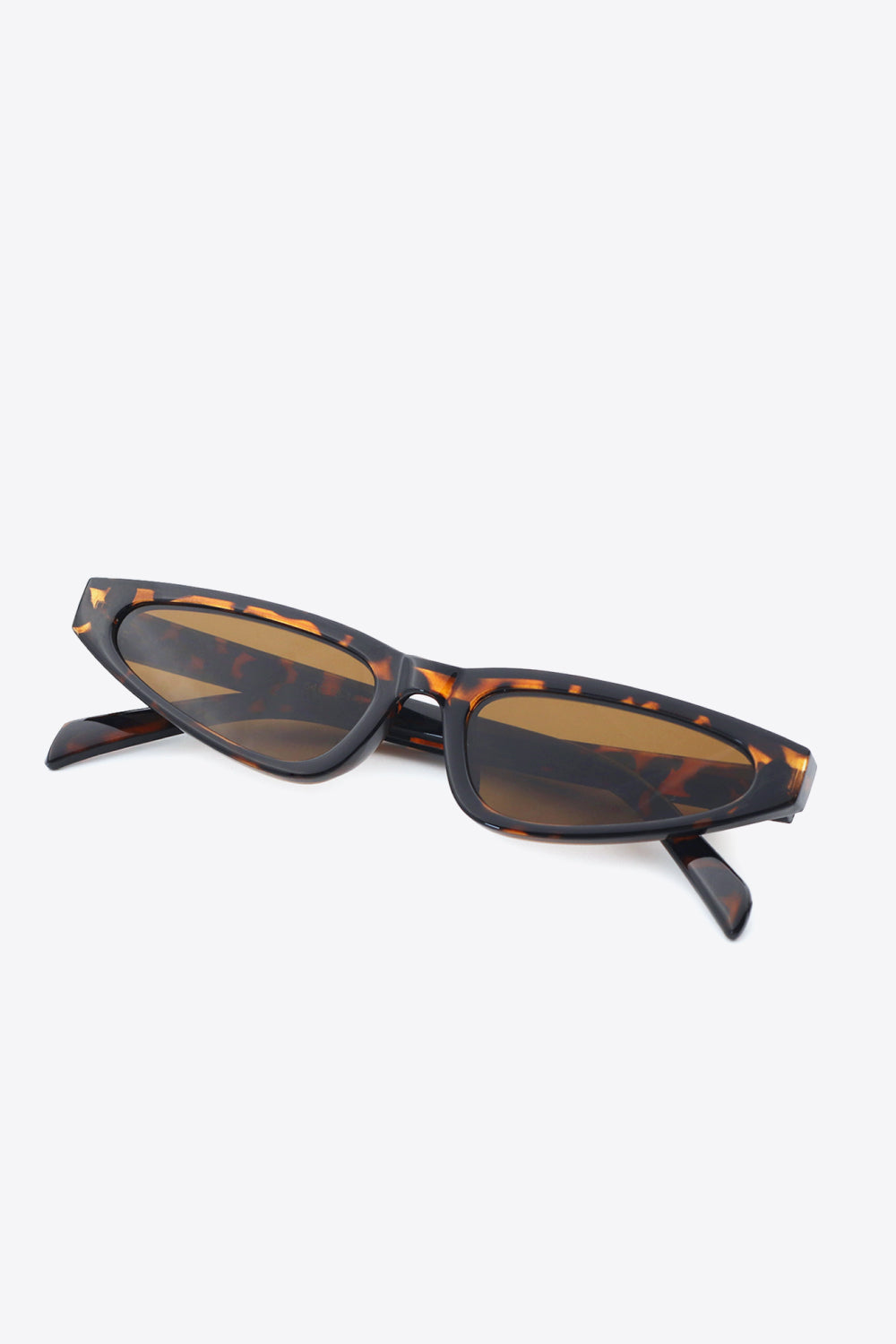 White Smoke Polycarbonate Frame UV400 Cat Eye Sunglasses Sunglasses