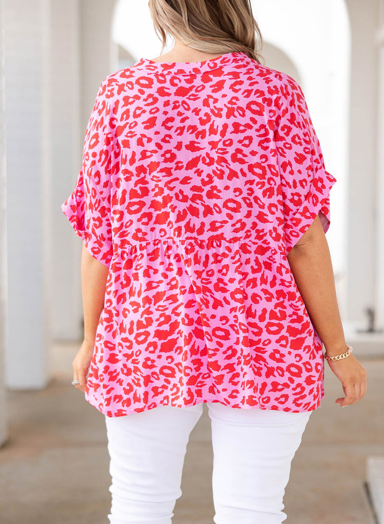 Thistle Plus Size Printed Notched Neck Half Sleeve Top Tops