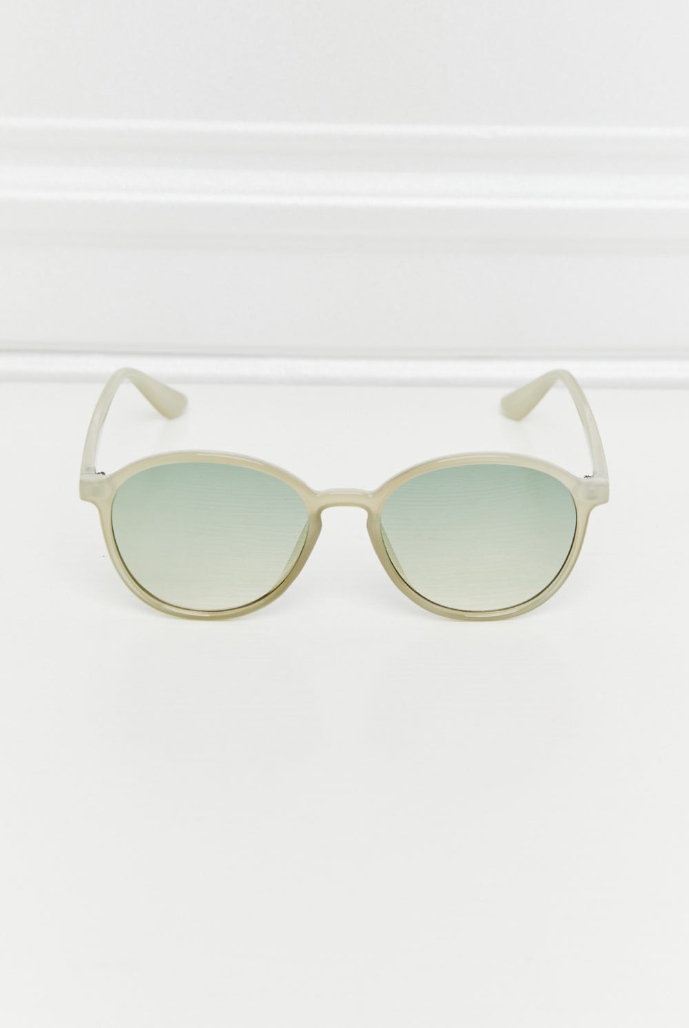 Lavender Nature Full Rim Polycarbonate Frame Sunglasses Sunglasses