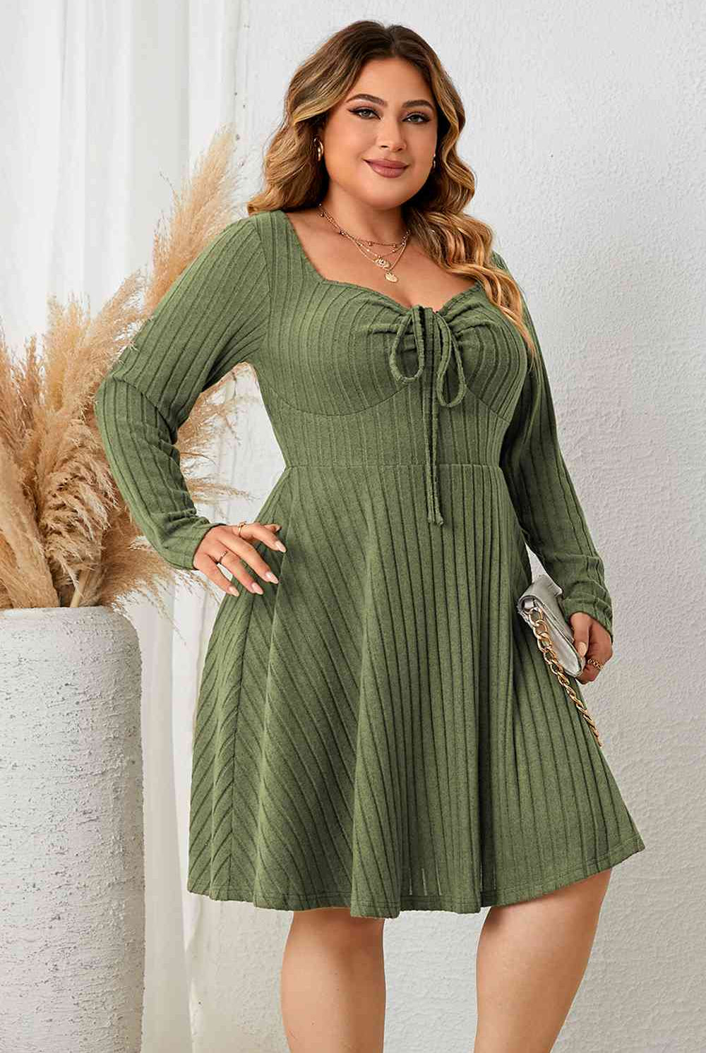 Light Gray Plus Size Sweetheart Neck Long Sleeve Ribbed Dress Plus Size Clothes