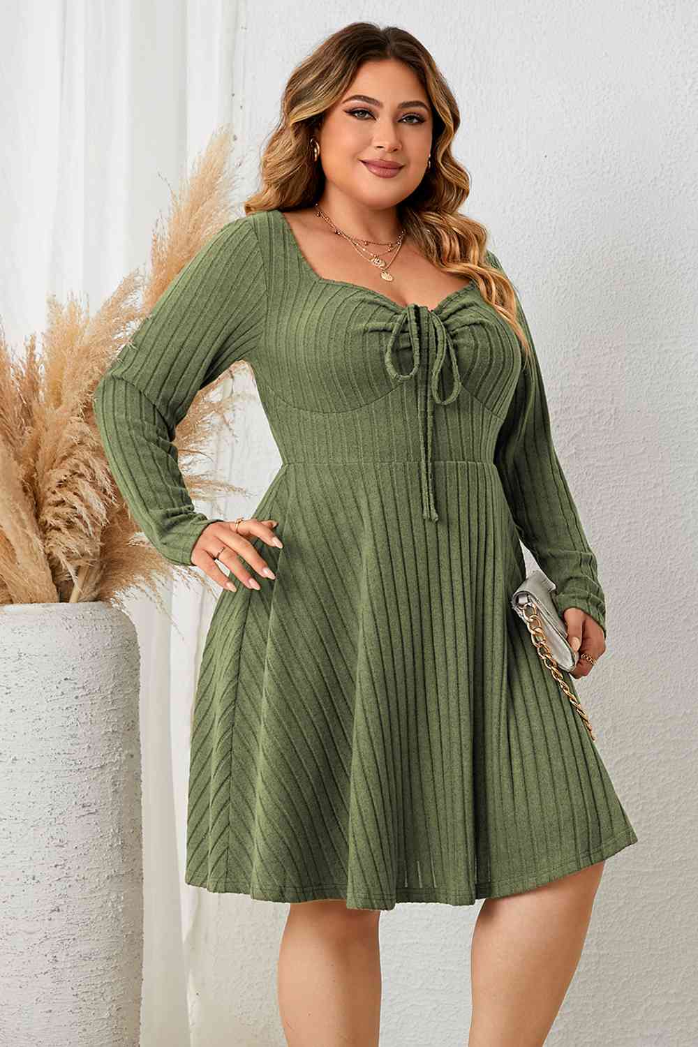 Light Gray Plus Size Sweetheart Neck Long Sleeve Ribbed Dress Plus Size Clothes