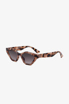 White Smoke Cat Eye Polycarbonate Sunglasses Trends