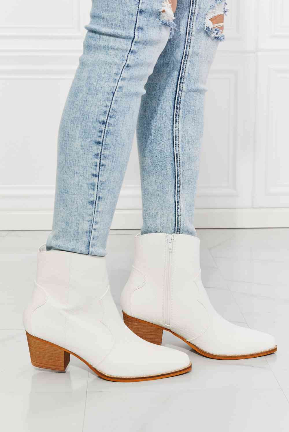 Light Gray MMShoes Watertower Town Faux Leather Western Ankle Boots in White Shoes