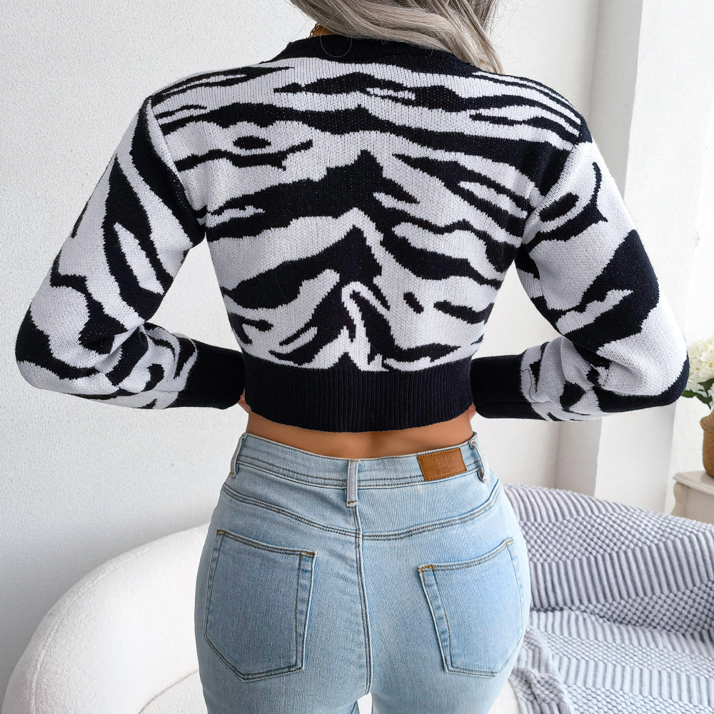 Light Gray Tiger Print Mock Neck Cropped Sweater Shirts & Tops