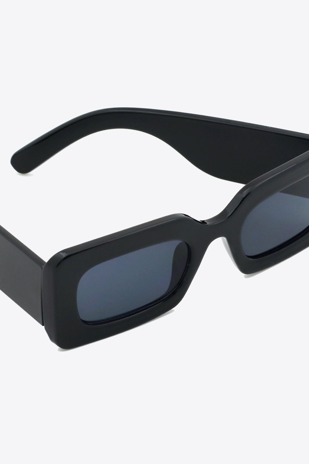 White Smoke First Of All Polycarbonate Frame Rectangle Sunglasses Sunglasses