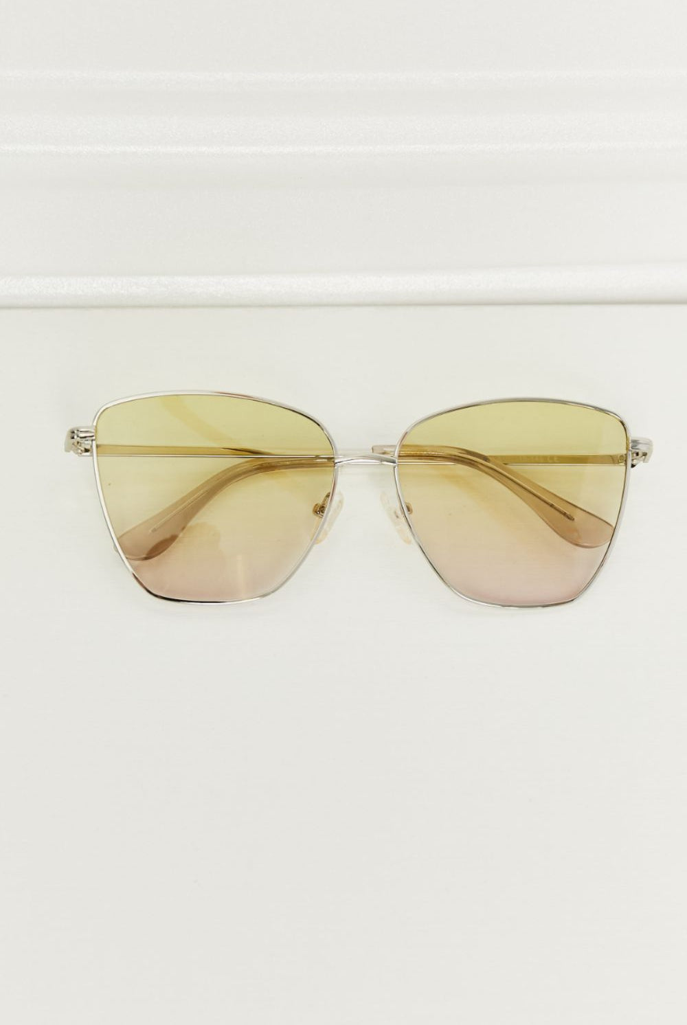 Antique White Livin Metal Frame Full Rim Sunglasses Sunglasses