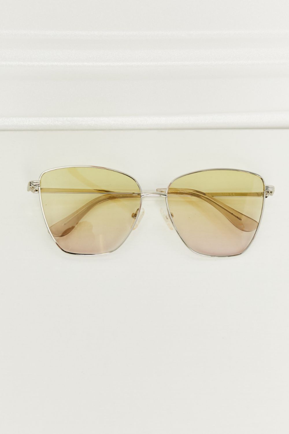 Antique White Livin Metal Frame Full Rim Sunglasses Sunglasses