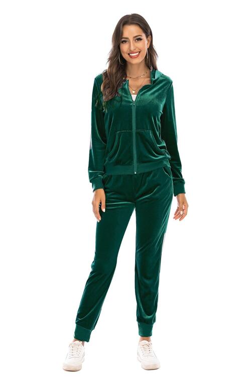 Light Gray Zip-Up Hooded Jacket and Pants Set New Year Looks