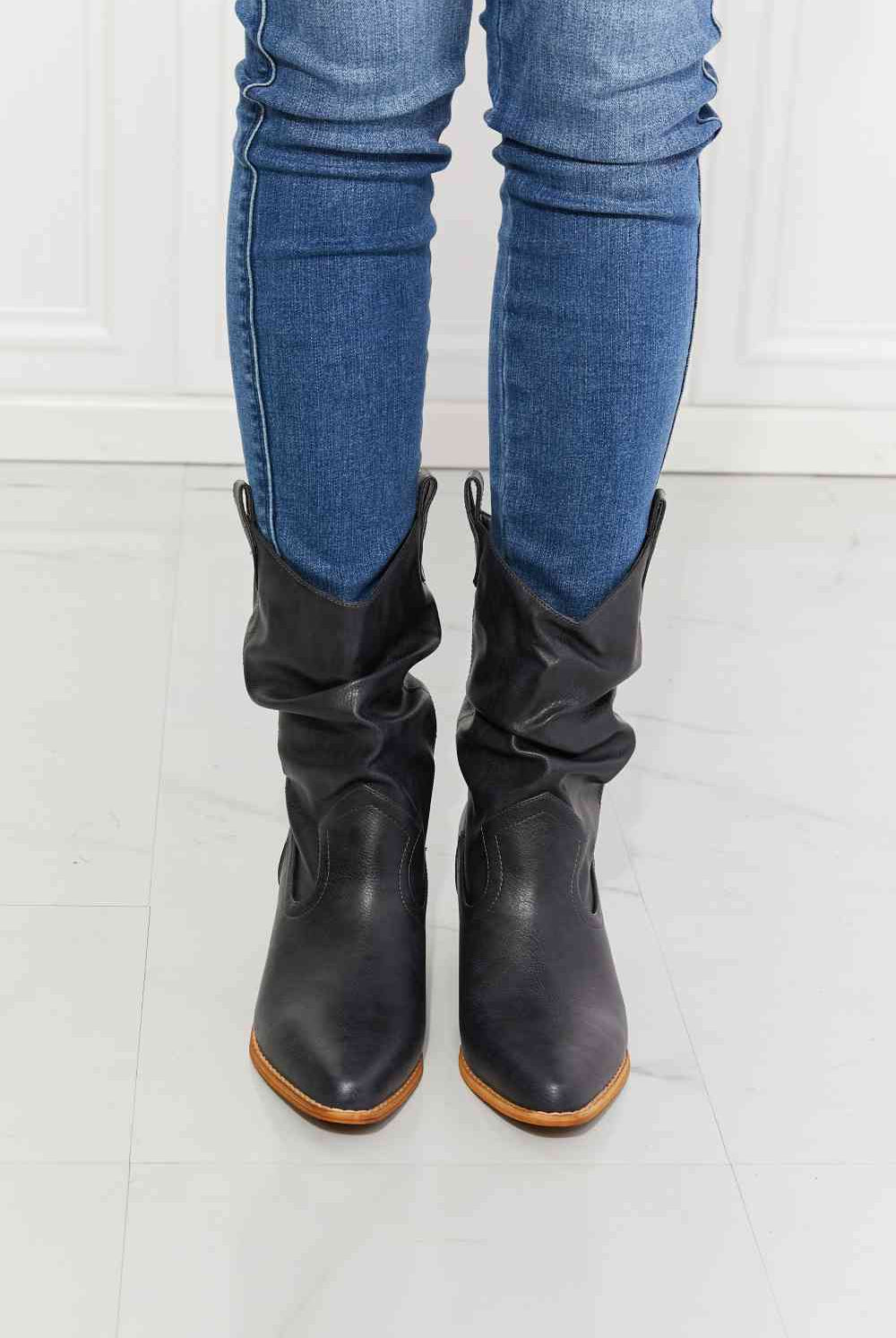 Dark Slate Gray MMShoes Better in Texas Scrunch Cowboy Boots in Navy Shoes
