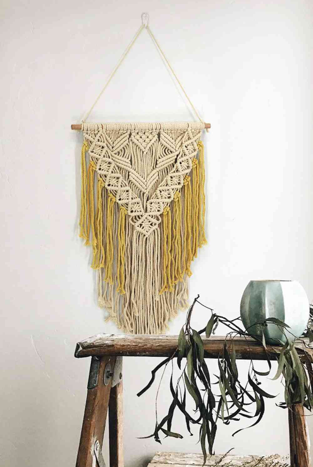 Antique White Contrast Fringe Macrame Wall Hanging Gifts