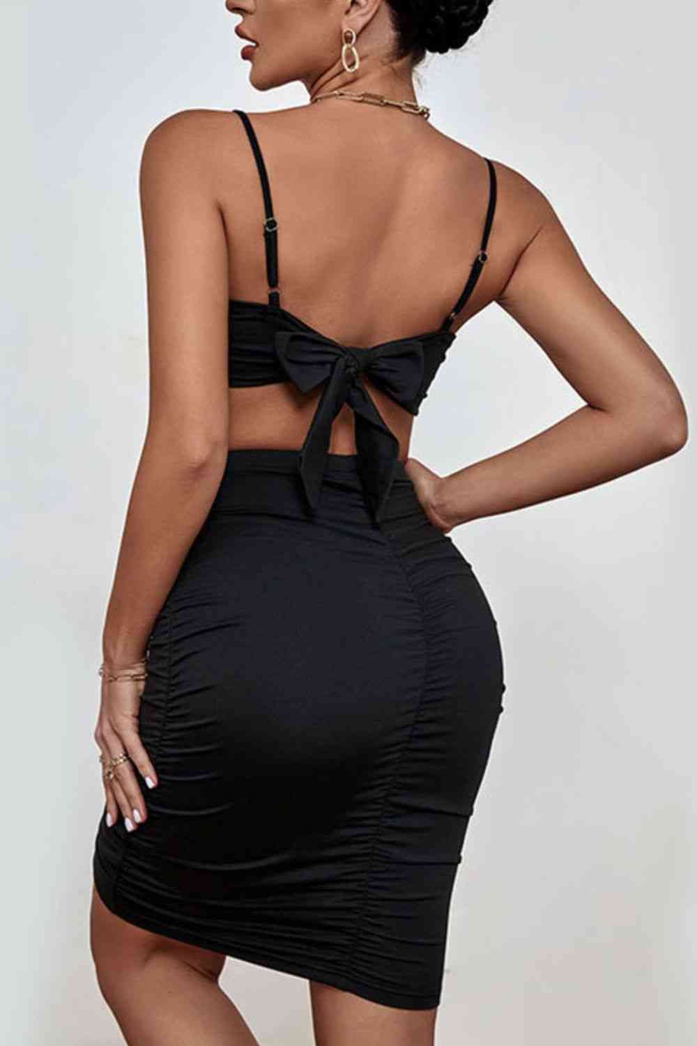 Black Spaghetti Strap Cropped Top and Ruched Skirt Set New Year Looks