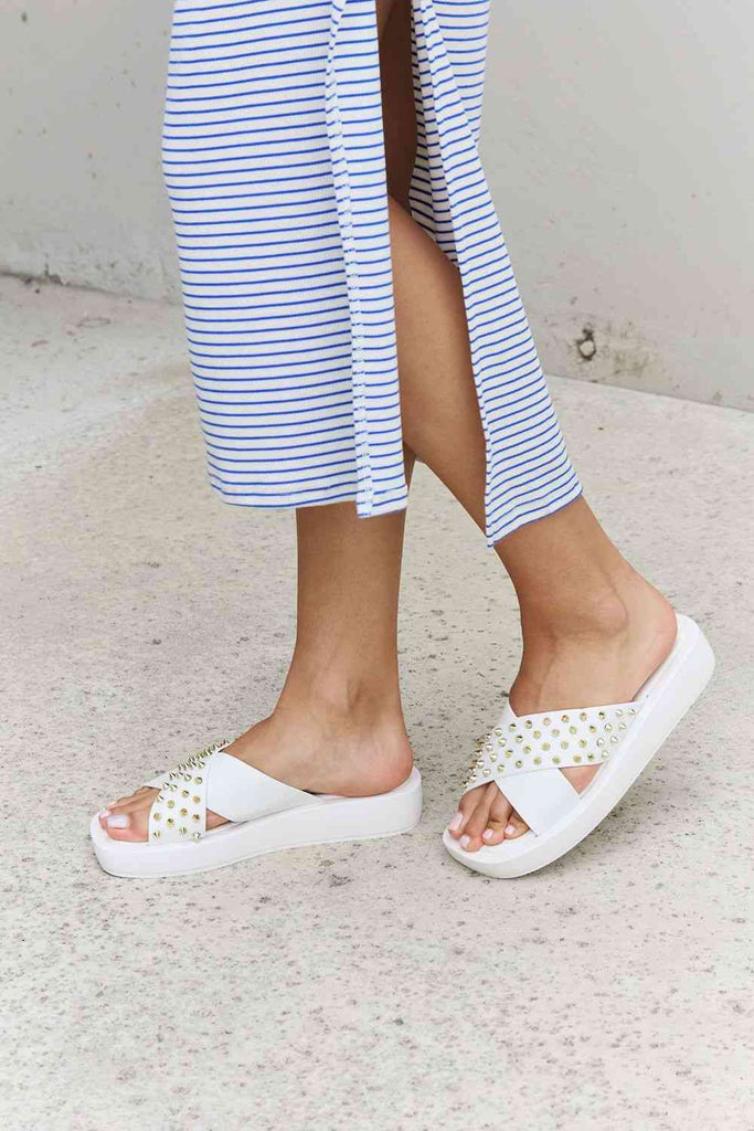 Gray Out N About Studded Cross Strap Sandals in White Sandals
