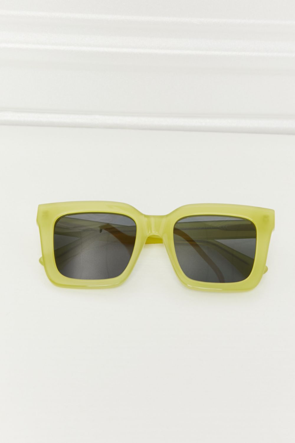 Beige Selfie Sunday Square TAC Polarization Lens Sunglasses - in green Sunglasses