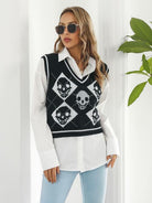 Light Gray Skull Contrast V-Neck Sweater Vest Winter Accessories