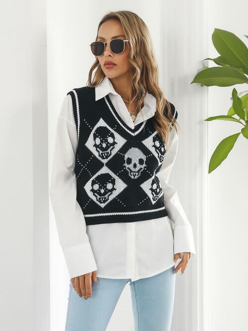 Light Gray Skull Contrast V-Neck Sweater Vest Winter Accessories