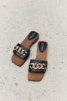 Light Gray The Essence Of A Lady Square Toe Chain Detail Clog Sandal in Black Sandals