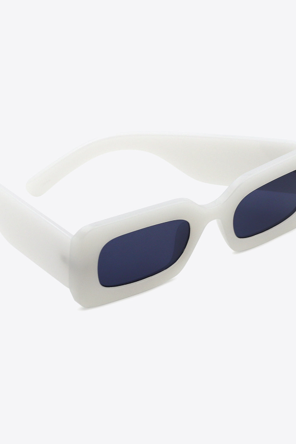 White Smoke First Of All Polycarbonate Frame Rectangle Sunglasses Sunglasses