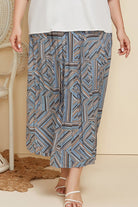 Gray Chase Your Dreams Plus Size Geometric Pleated Skirt Maxi Skirt