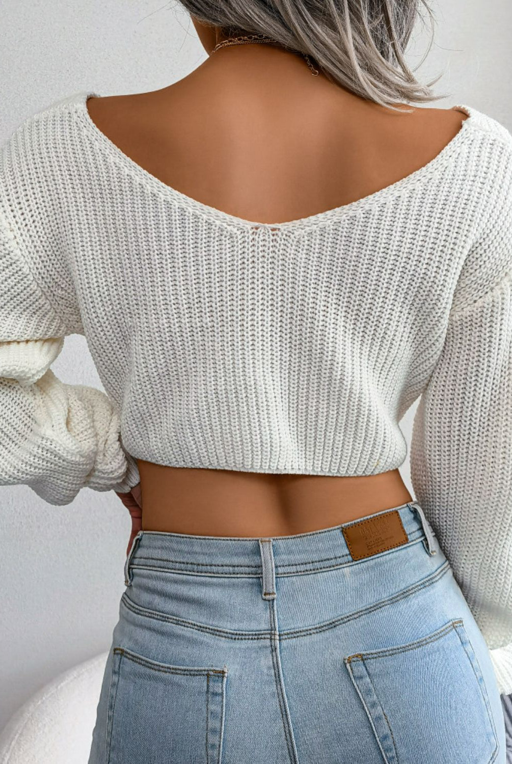 Gray Twisted Front Long Sleeve Cropped Sweater Shirts & Tops