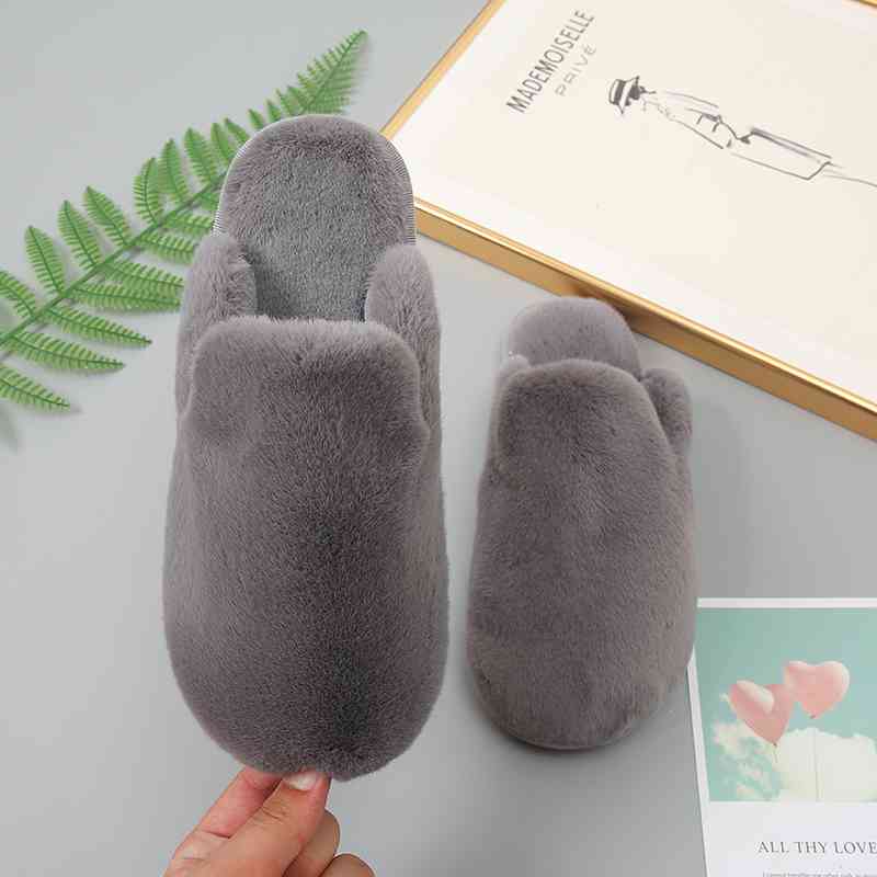 Gray Faux Fur Slippers Gifts