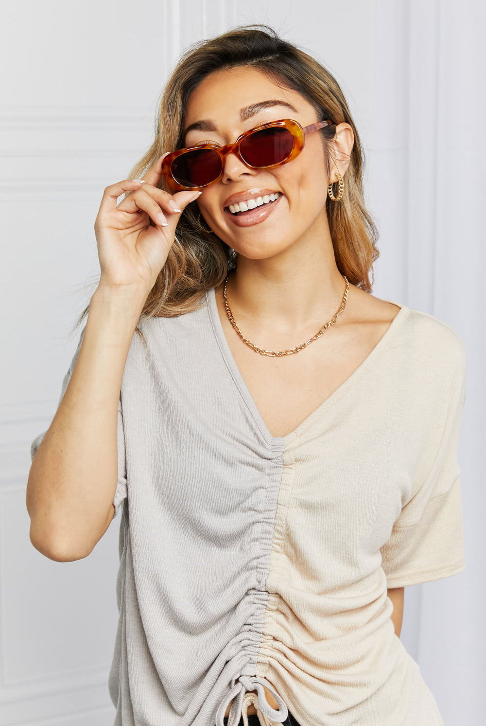 Light Gray Oval Full Rim Sunglasses Accessories