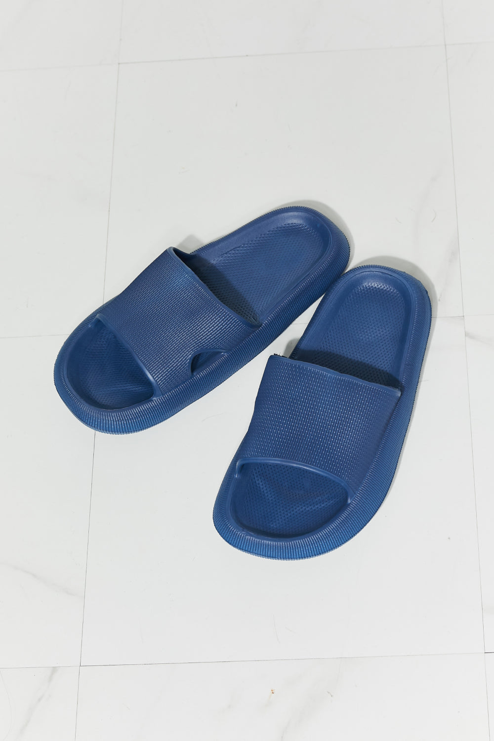 Light Gray MMShoes Arms Around Me Open Toe Slide in Navy Accessories