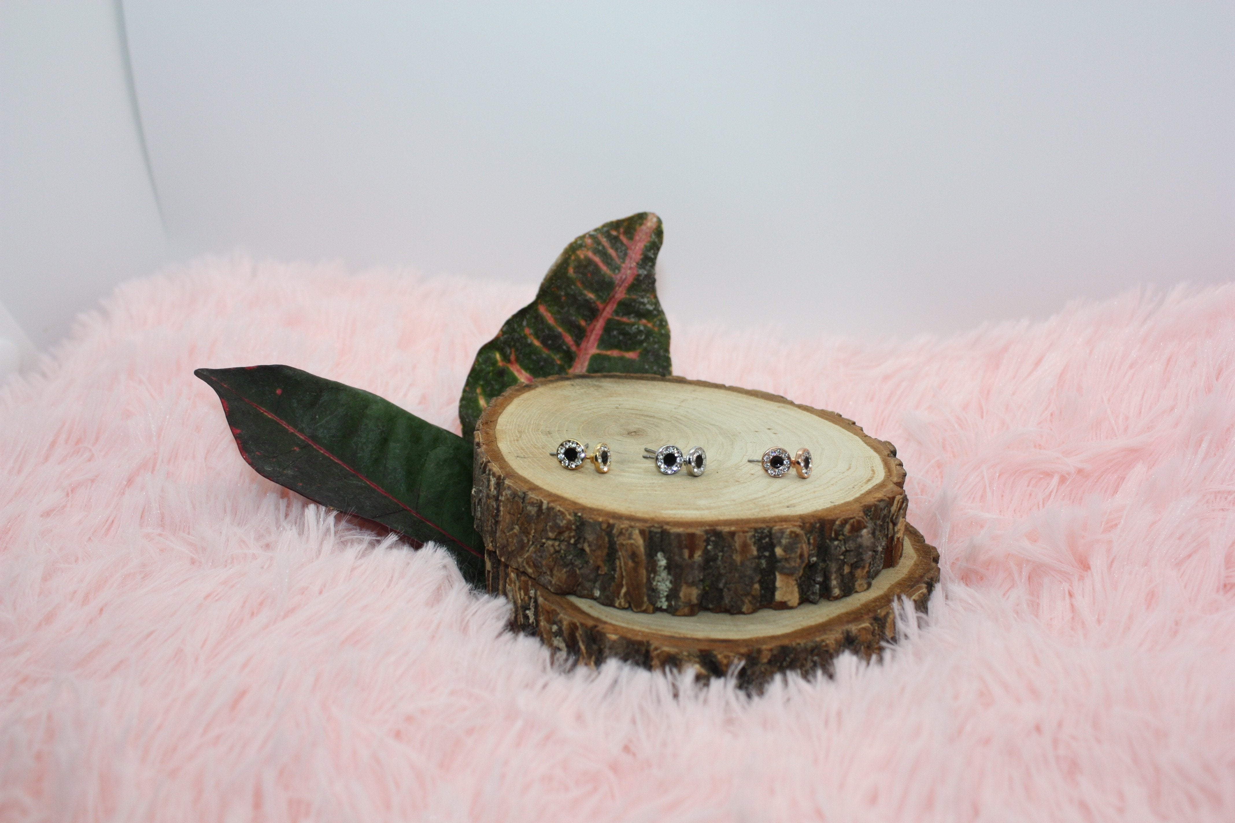 Black and White Circle Stud Earrings - Ivy Reina